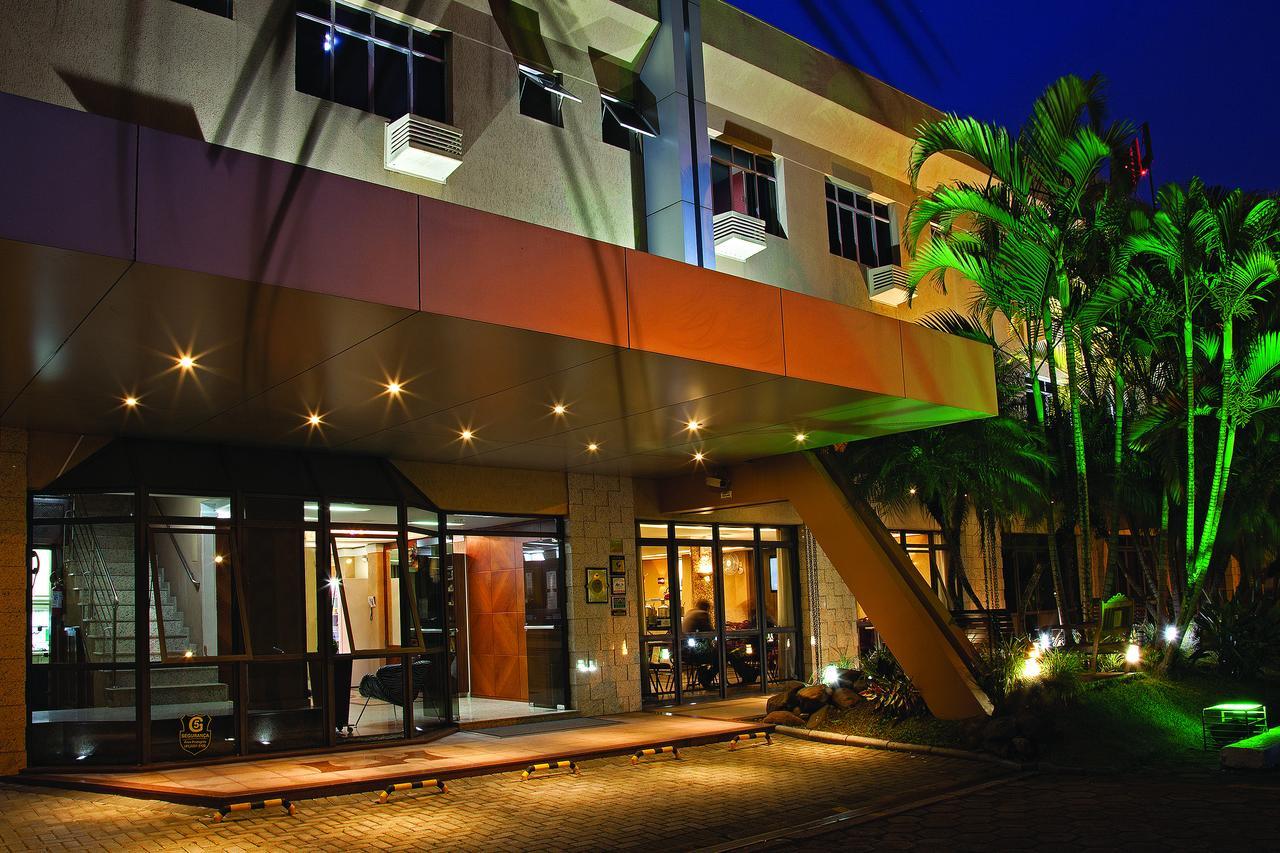 Lira Hotel Curitiba Exterior foto