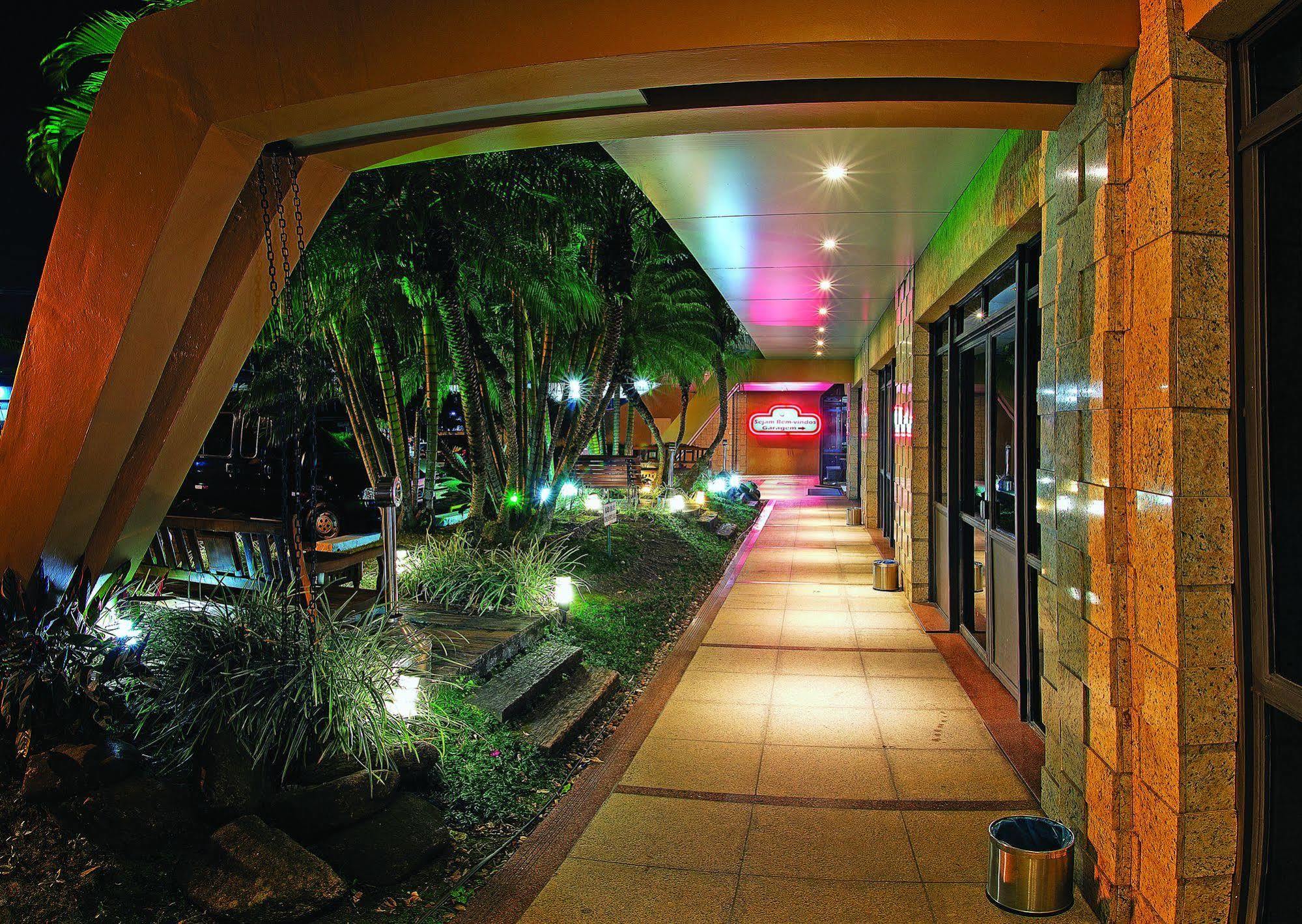 Lira Hotel Curitiba Exterior foto