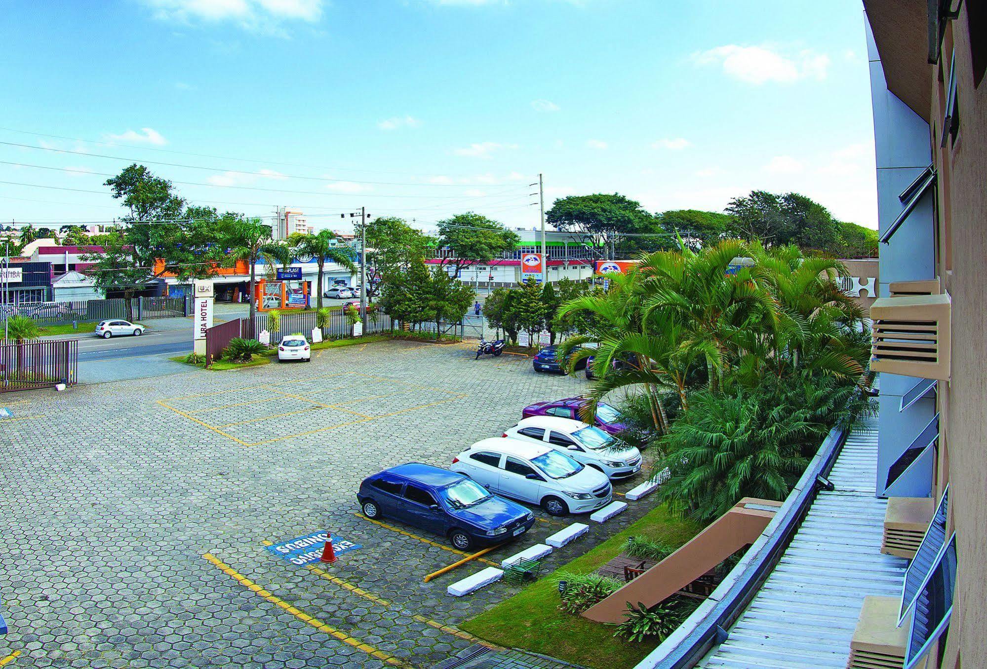 Lira Hotel Curitiba Exterior foto